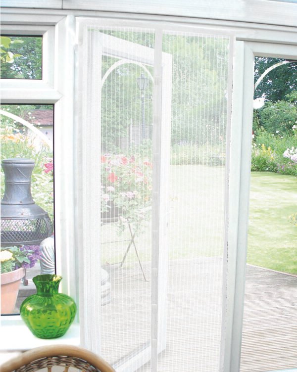 Magnetic Curtain Screen – White Magnetic Curtain Screen – White