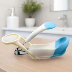 Nail Clipper with Magnifier