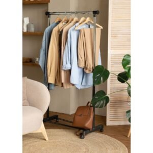 Adjustable Clothes Rail
