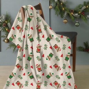 Highland Cow Christmas Kisses Fleece Blanket