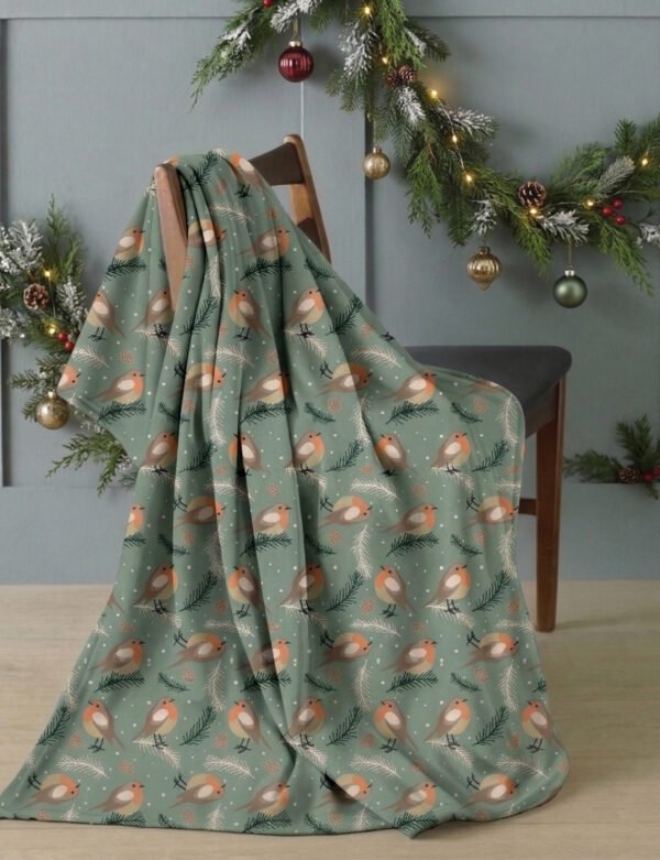 Super Soft Festive Robin Blanket